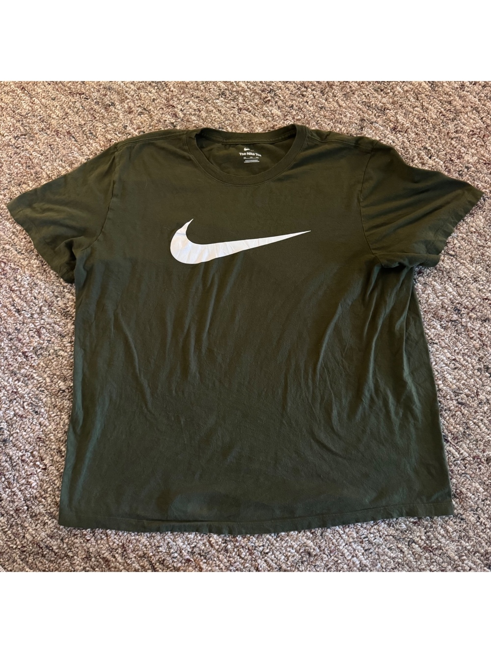 The Nike Tee Big Logo Graphic T-Shirt Olive Size XXL 2XL Men’s
